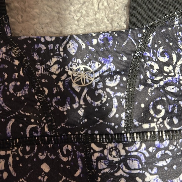 GAIAM Black and Purple Patterned Leggings - Picture 7 of 7